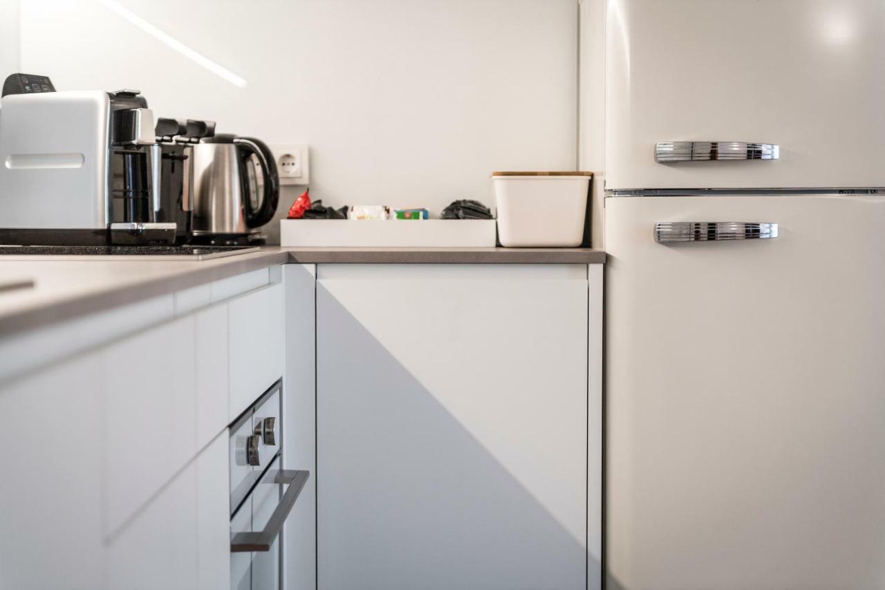 Apartment Valentina เบรสซาโนเน ภายนอก รูปภาพ